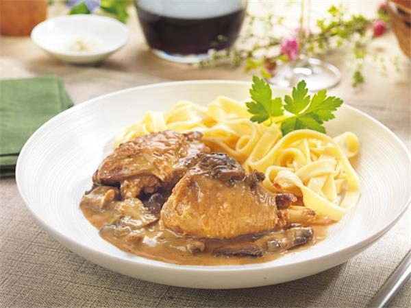 Fricasse De Pintade (Guinea Fowl Fricasse) Sauce Monbazillac Maison Godard