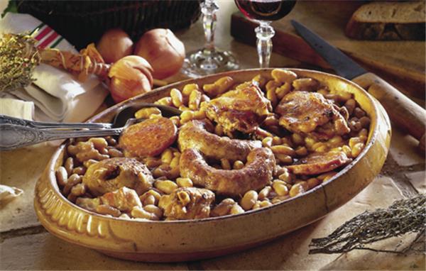 How to Serve, Eat and Store Cassoulet